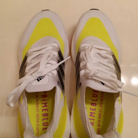 Adidas UltraBoost 21 Running Shoe - Picture 7 of 10